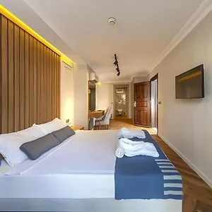 Triple Room Sea View